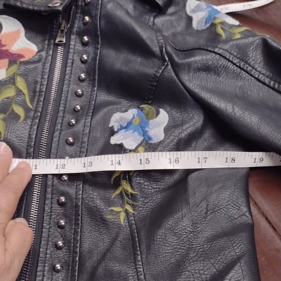 Black Leather Synthetic Motorcycle Jacket with Floral Embroidery - Picture 10 of 16